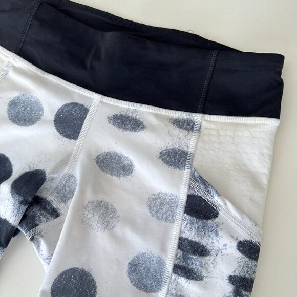 Lululemon Dart & Dash shorts Black white Dot - Picture 4 of 8